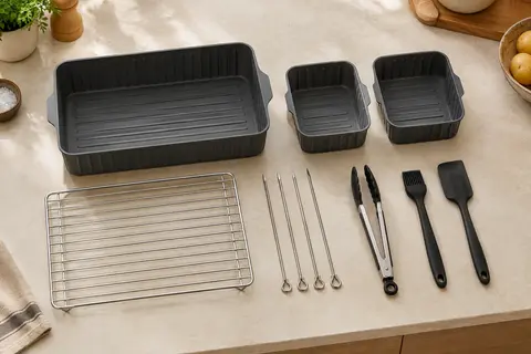 Kit pour friteuse à grand tiroir : trois inserts rectangulaires en silicone, grille, brochettes et ustensiles
